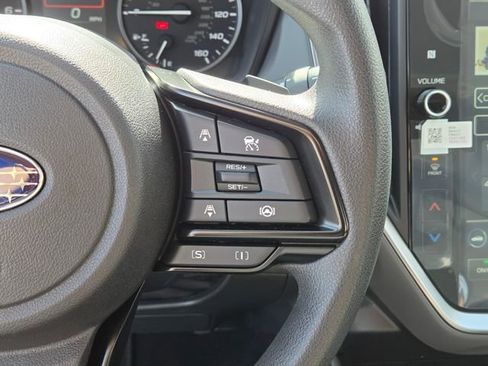 Used 2025 Subaru Crosstrek 2.0i Premium image 19