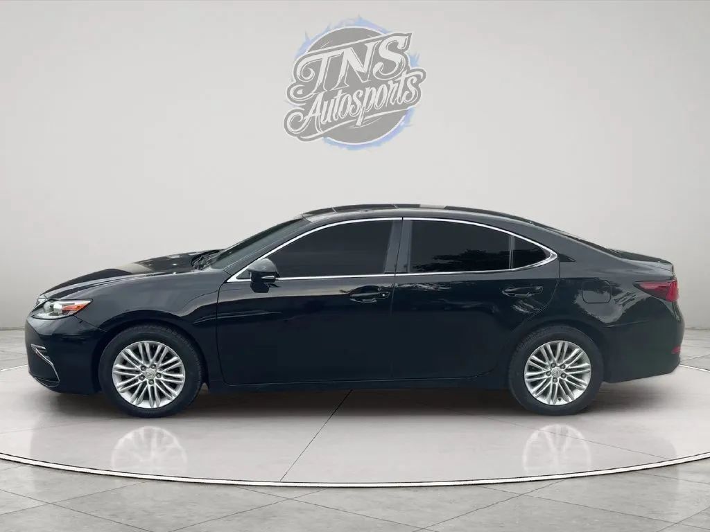 Used 2016 Lexus ES 350 FWD image 3