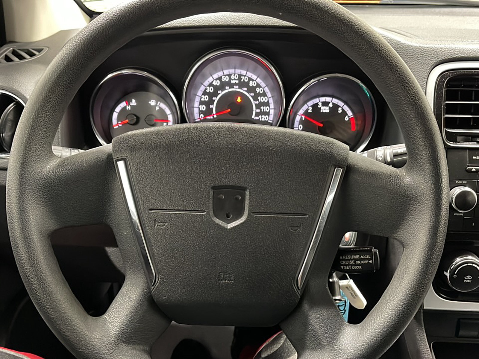 Used 2011 Dodge Caliber Mainstreet FWD image 4