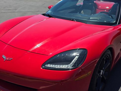 Used 2009 Chevrolet Corvette Convertible w/ Preferred Equipment Group RWD image 60