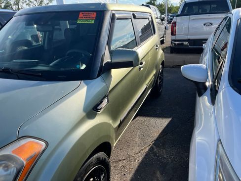 Used 2012 Kia Soul FWD image 7