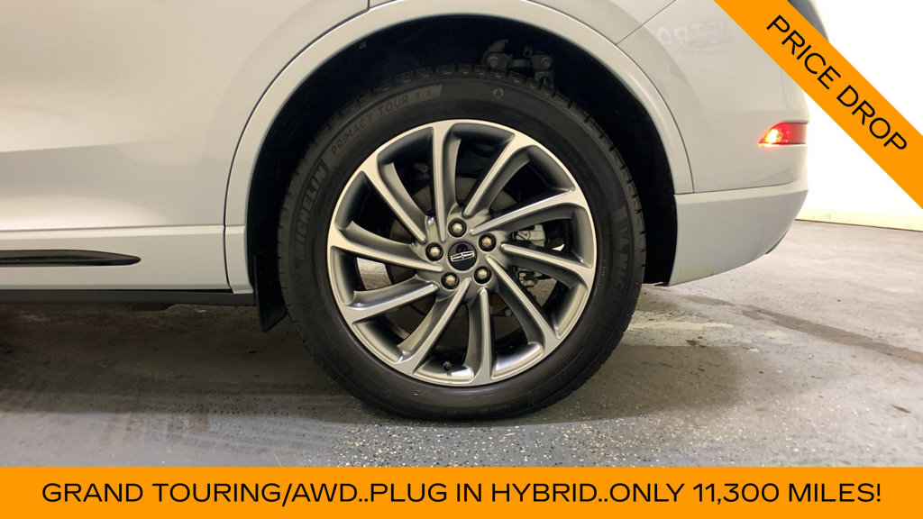Used 2025 Lincoln Corsair Grand Touring w/ Towing Package AWD/4WD image 20
