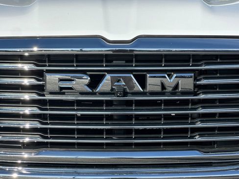 Used 2025 RAM 1500 Laramie AWD/4WD image 47