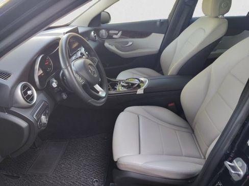 Used 2017 Mercedes-Benz C 350e Sedan image 10