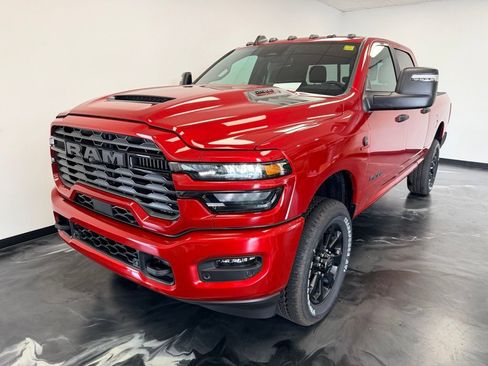 New 2026 RAM 2500 Big Horn AWD/4WD image 4