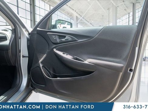 Used 2024 Chevrolet Malibu LT FWD image 29