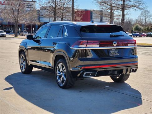 Used 2024 Volkswagen Atlas Cross Sport SEL R-Line image 7