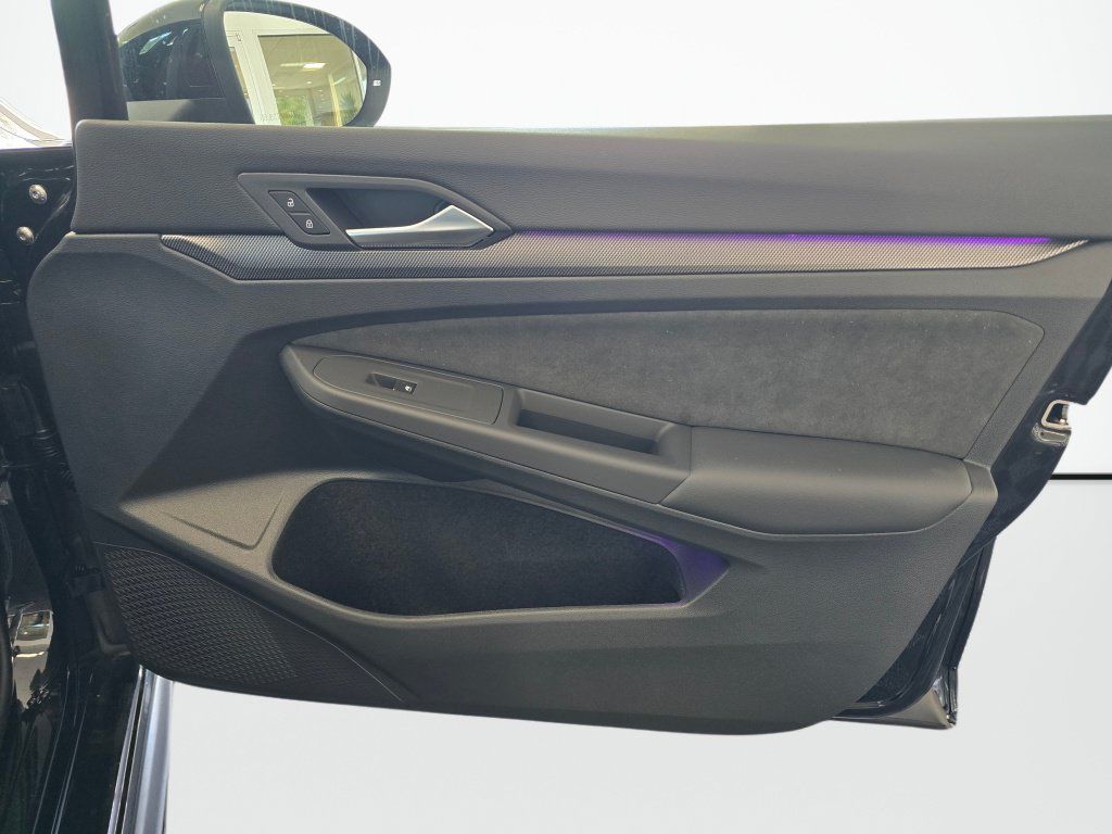 New 2026 Volkswagen GTI SE FWD image 40