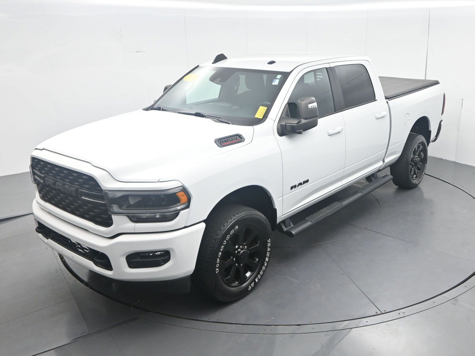Used 2024 RAM 2500 Big Horn w/ Night Edition AWD/4WD image 24