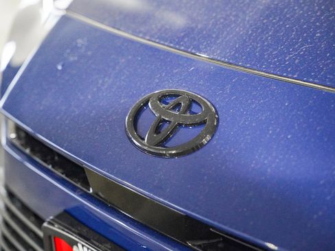 New 2026 Toyota Camry XLE image 6