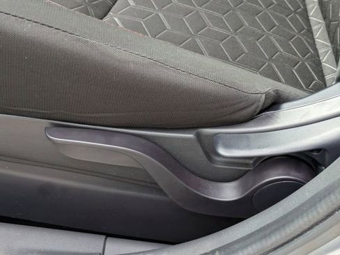 Used 2024 Mitsubishi Outlander Sport AWD image 21