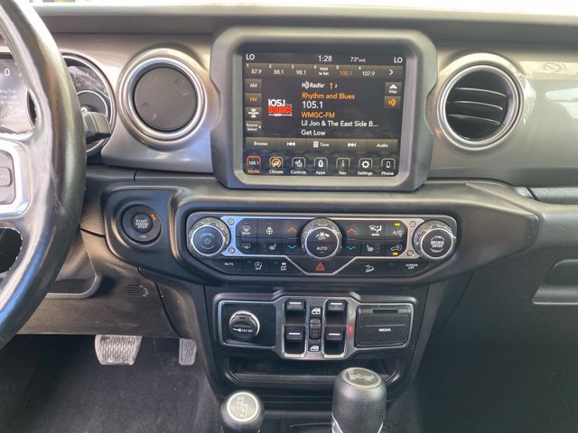 Used 2021 Jeep Wrangler Unlimited Sahara w/ Uconnect 4C Nav & Sound Group AWD/4WD image 27