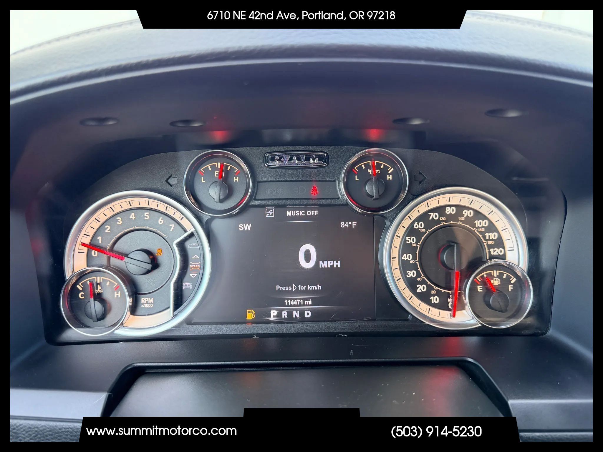 Used 2018 RAM 1500 Laramie w/ Convenience Group AWD/4WD image 36