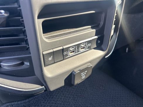 Used 2021 RAM 2500 Laramie AWD/4WD image 7