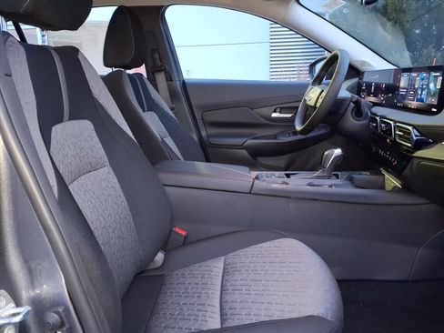 New 2026 Nissan Sentra SV w/ SV Convenience Package image 7