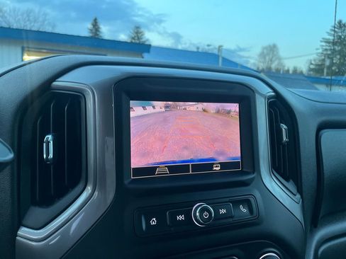 Used 2023 Chevrolet Silverado 1500 Custom image 25