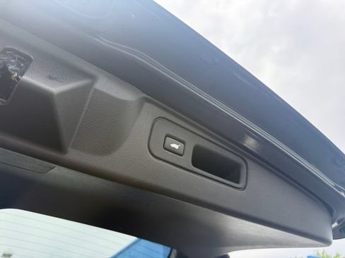 Used 2023 Honda Passport EX-L image 12