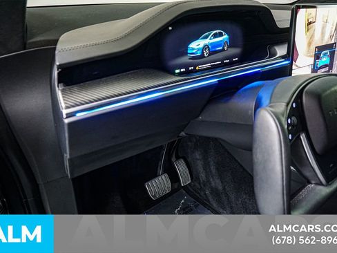 Used 2022 Tesla Model X Plaid image 31