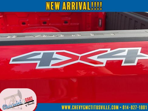 Used 2024 Chevrolet Silverado 1500 LT AWD/4WD image 13