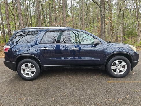 Used 2012 GMC Acadia SLE image 4