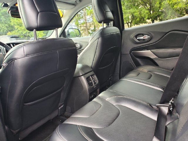 Used 2021 Jeep Cherokee Limited AWD/4WD image 10