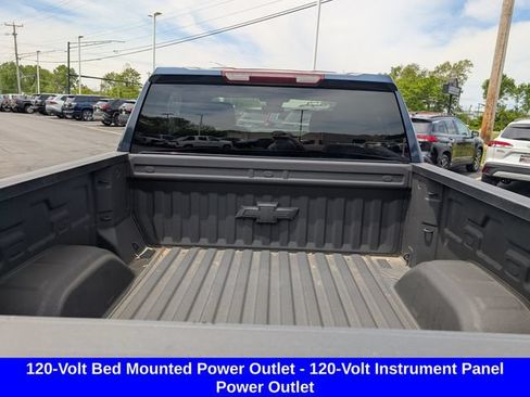 Used 2022 Chevrolet Silverado 1500 RST AWD/4WD image 10