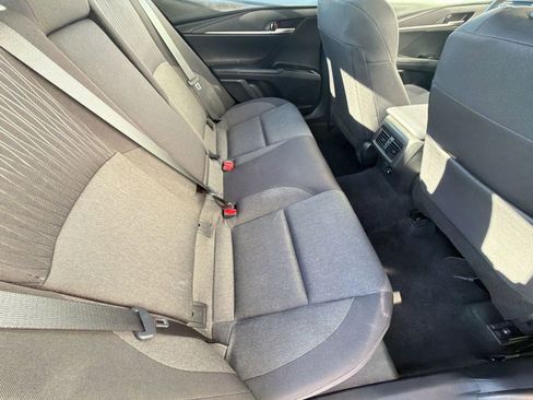 Used 2025 Toyota Camry LE FWD image 33