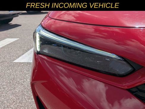 Used 2025 Honda Civic Sport Touring image 9