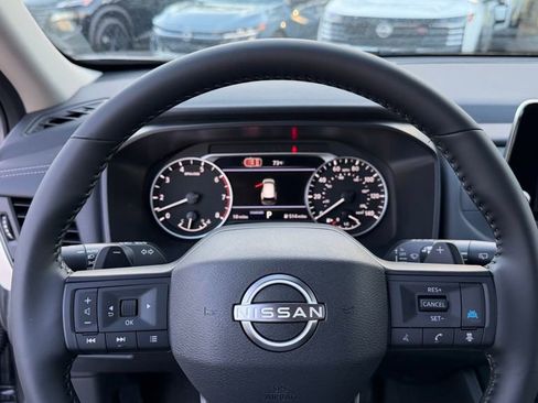 New 2026 Nissan Rogue SV FWD image 19