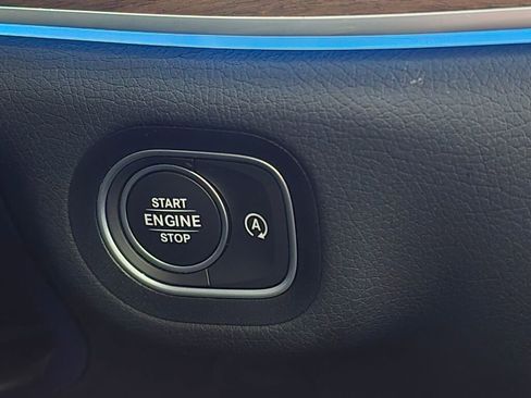 Used 2024 Mercedes-Benz GLS 450 GLS 450 image 41