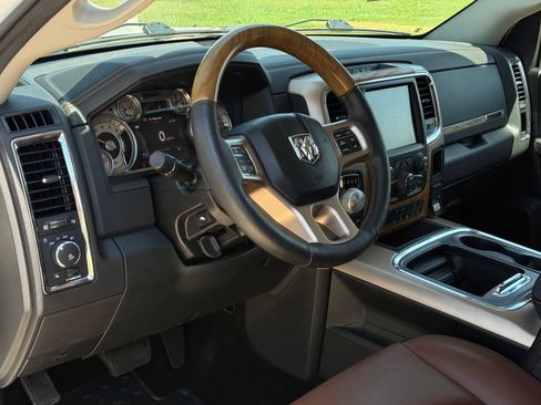 Used 2016 RAM 1500 Laramie Longhorn AWD/4WD image 10