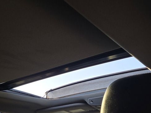 Used 2020 Ford F250 Lariat w/ Tremor Off-Road Package image 14