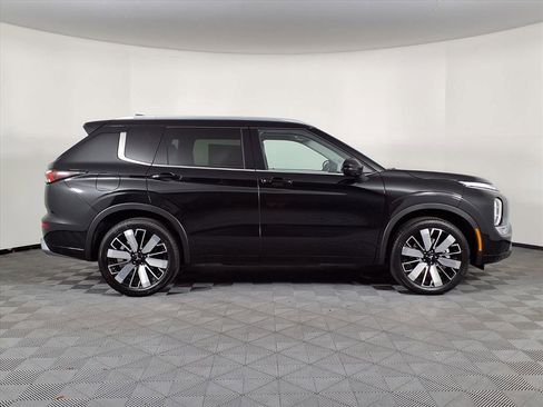 New 2026 Mitsubishi Outlander SEL image 29