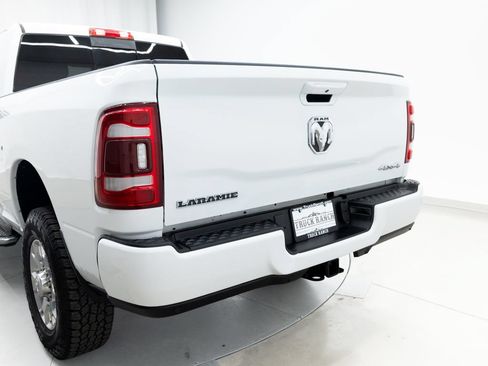 Used 2023 RAM 2500 Laramie AWD/4WD image 13