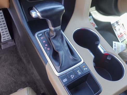 Used 2017 Kia Sportage SX image 19