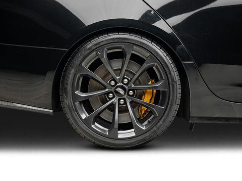 Used 2017 Cadillac CTS V w/ Carbon Fiber Package RWD image 33