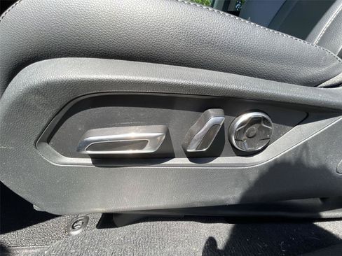 Used 2021 Acura RDX AWD image 13