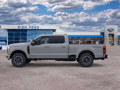 New 2026 Ford F250 XLT w/ XLT Premium Package AWD/4WD image 3