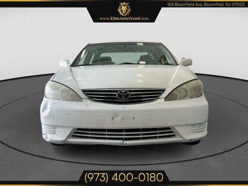 Used 2006 Toyota Camry LE image 2