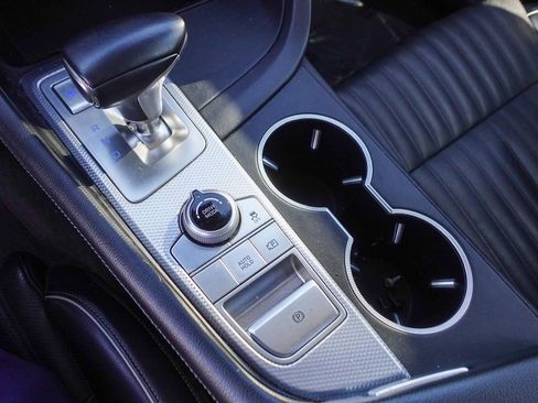 Used 2022 Genesis G70 3.3T image 20