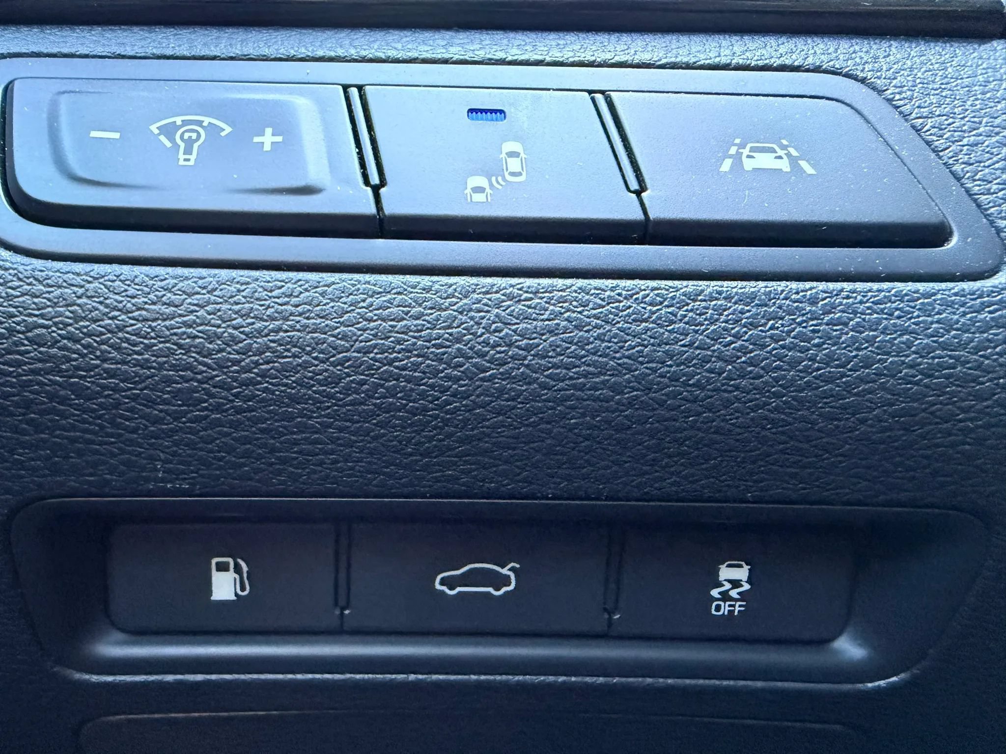 Used 2015 Hyundai Sonata Limited w/ Option Group 06 FWD image 22