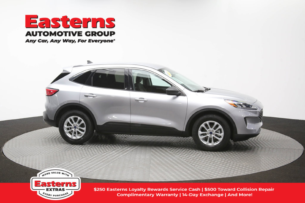 Used 2022 Ford Escape SE FWD image 48