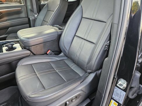 Used 2025 Chevrolet Tahoe High Country AWD/4WD image 22