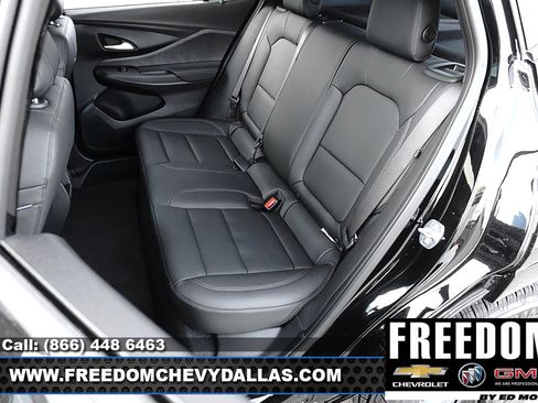 Used 2026 Buick Envista Sport Touring w/ Convenience I Package FWD image 10