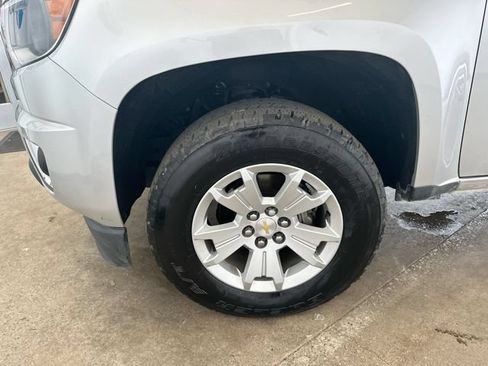 Used 2015 Chevrolet Colorado LT w/ LT Convenience Package AWD/4WD image 20