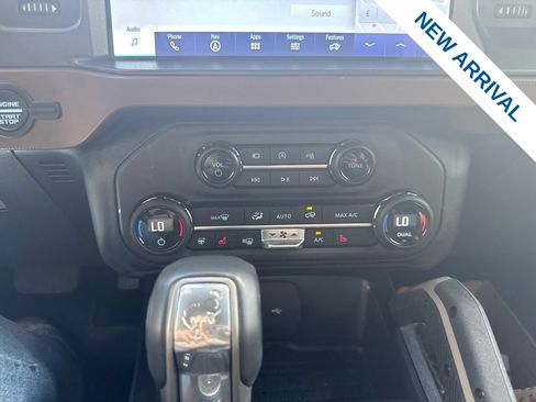 Used 2024 Ford Bronco Outer Banks AWD/4WD image 27