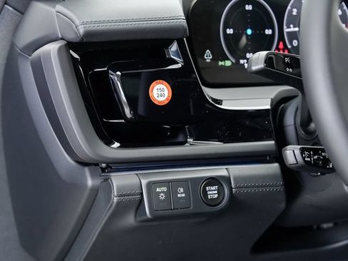 Certified 2025 Porsche Panamera 4 AWD/4WD image 11