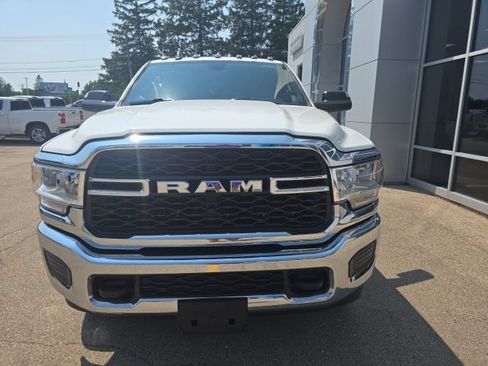 Used 2022 RAM 2500 Tradesman AWD/4WD image 2