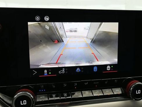 Used 2024 GMC Canyon AT4X AWD/4WD image 43