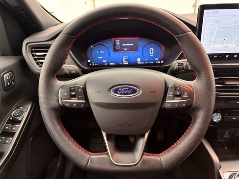 Certified 2025 Ford Escape ST-Line Elite w/ Tech Pack #2 image 21